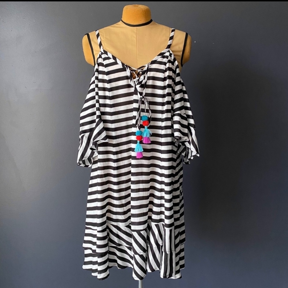 NWT Torrid Striped Off the shoulder dress